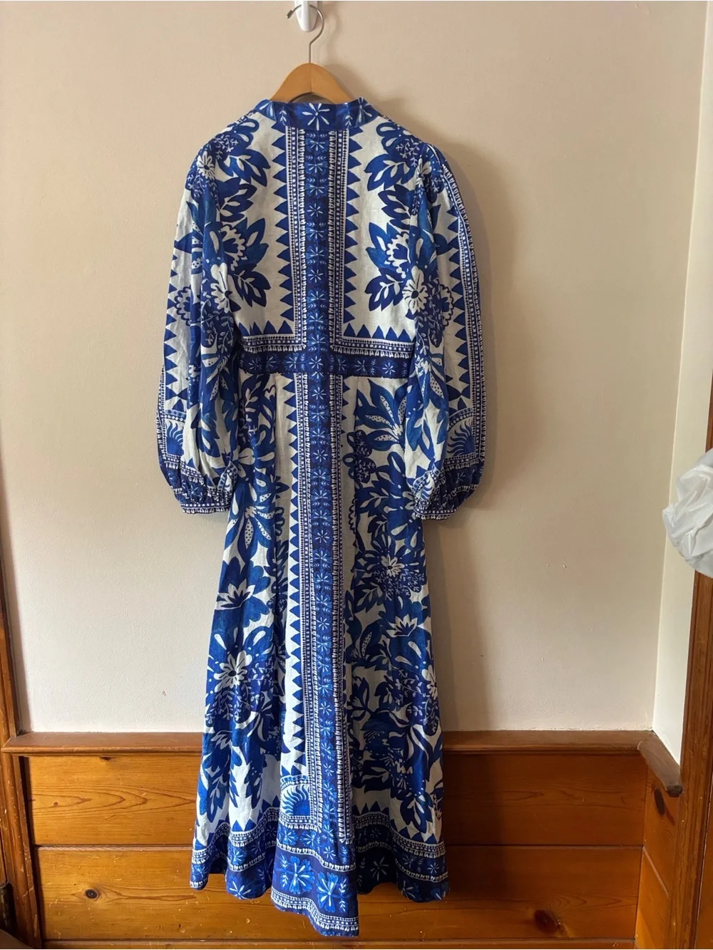 Farm Rio Tapestry Off White Flora Linen Blend Maxi Dress Size M - Picture 6 of 6